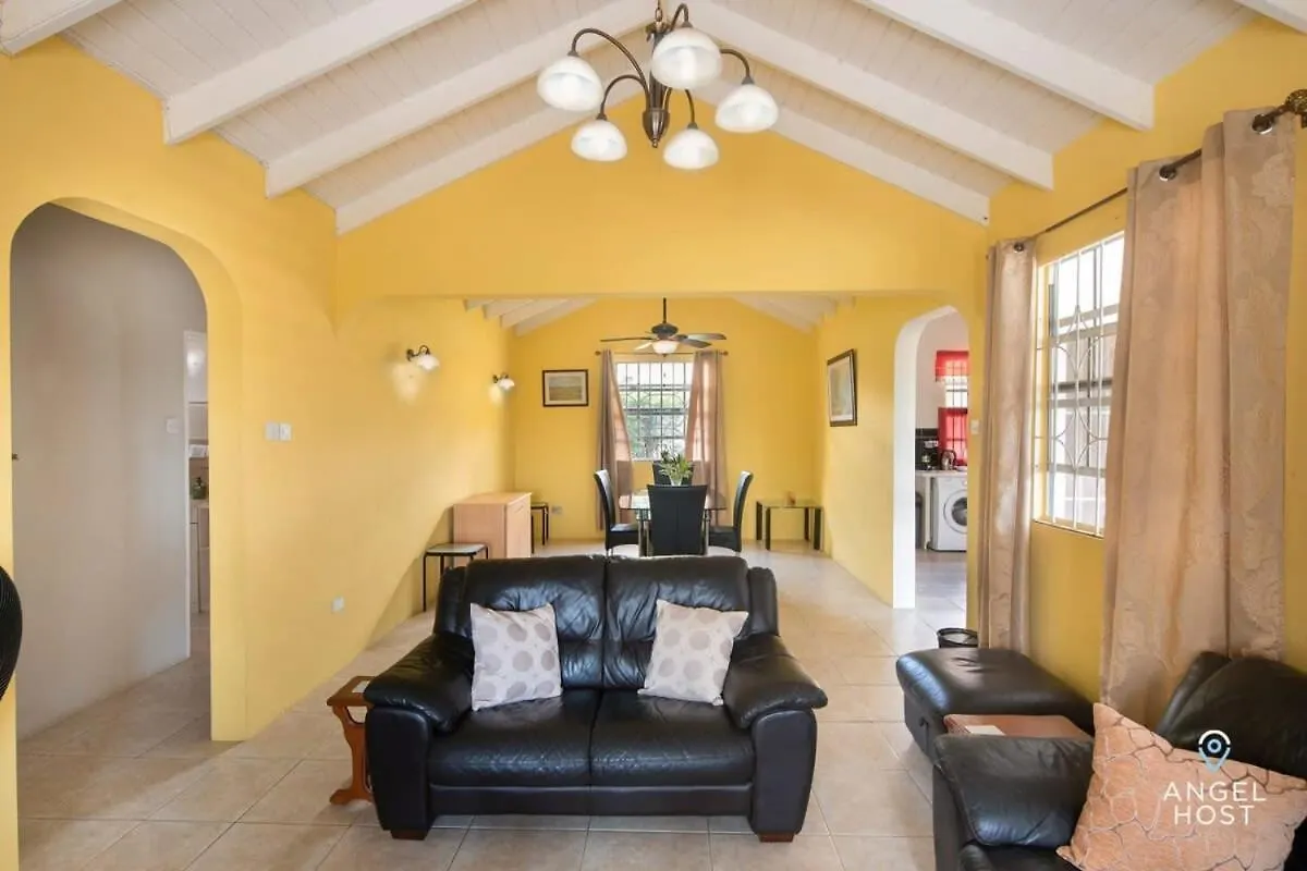 Holiday home Beachy Cottage I Kitchen I Wi-Fi I Shaded Cabana I Parking Saint Philip
