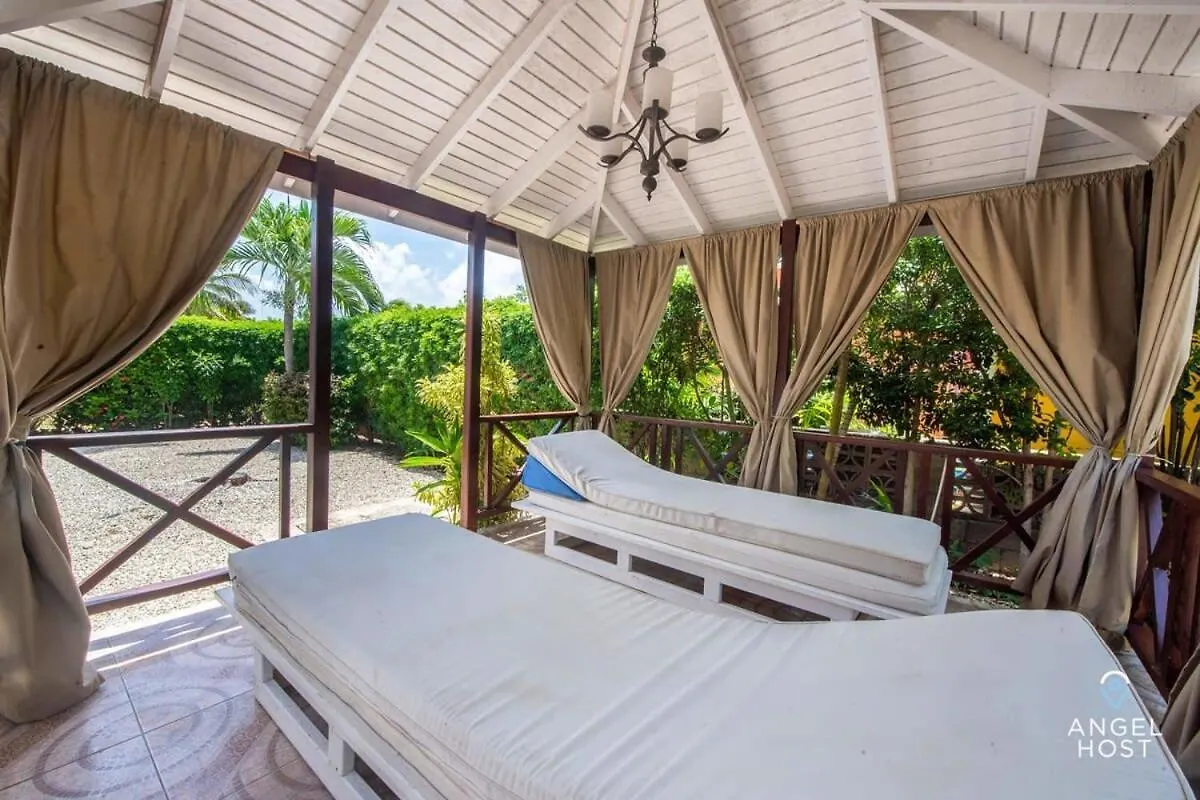 Beachy Cottage I Kitchen I Wi-Fi I Shaded Cabana I Parking Saint Philip